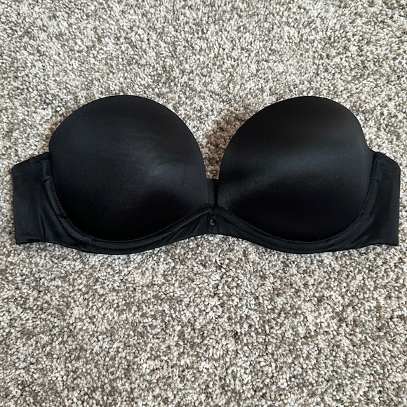 Victoria’s Secret Black Strapless Bra - Picture 1 of 7